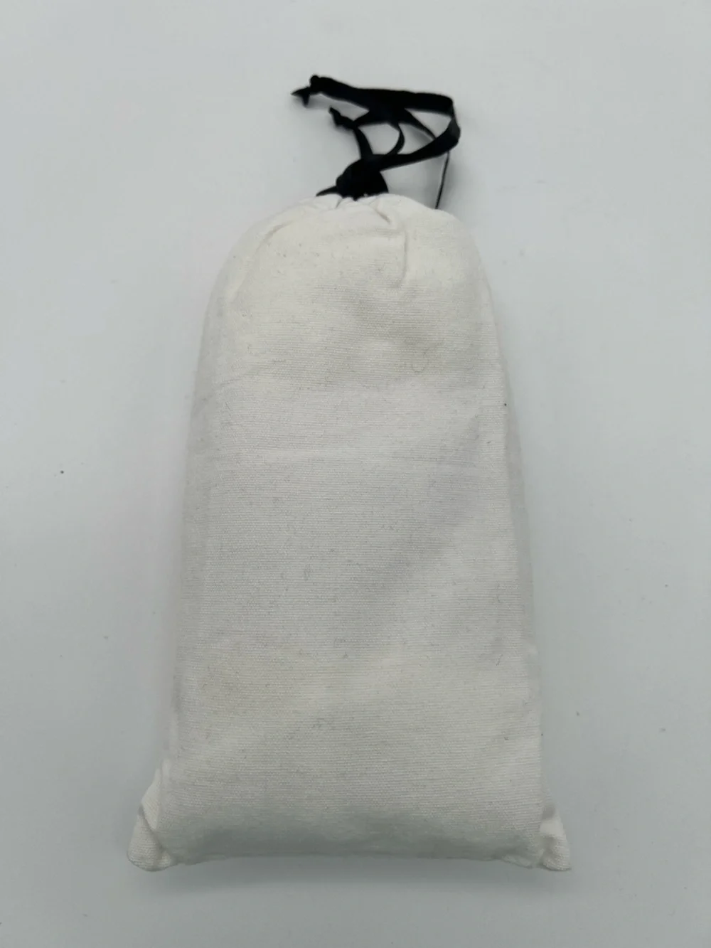 T+M Sweet Dreams White Plush Cloud Socks Sleep Lounge Socks with Drawstring Bag